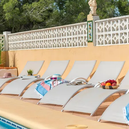 Chaniris - Plusholidays Вилла Casas de Torrat