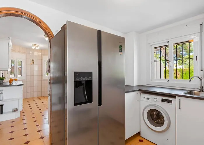 Chaniris - Plusholidays Casas de Torrat