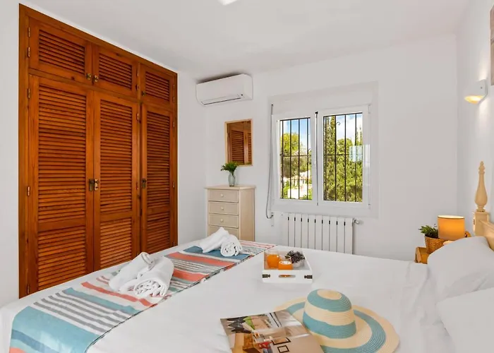 Willa Chaniris - Plusholidays *