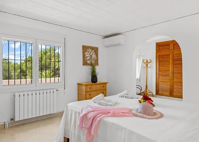 Villa Chaniris - Plusholidays