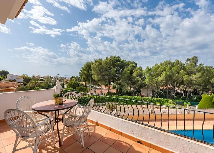 Willa Chaniris - Plusholidays *