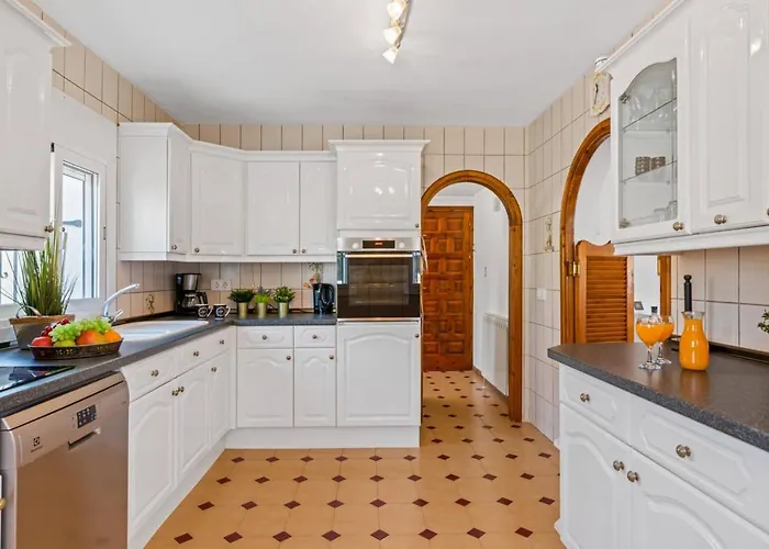 Βίλα Chaniris - Plusholidays *