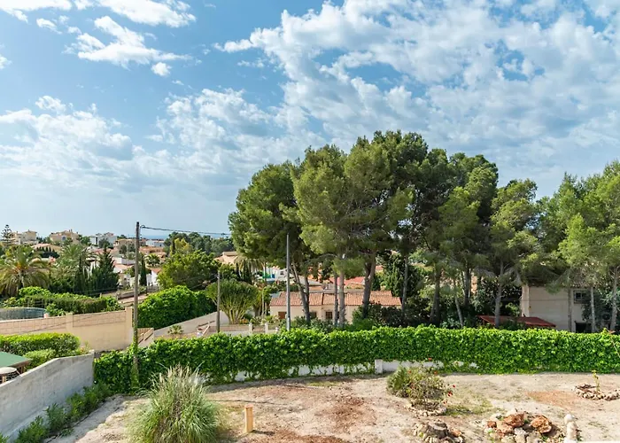 Chaniris - Plusholidays * Casas de Torrat